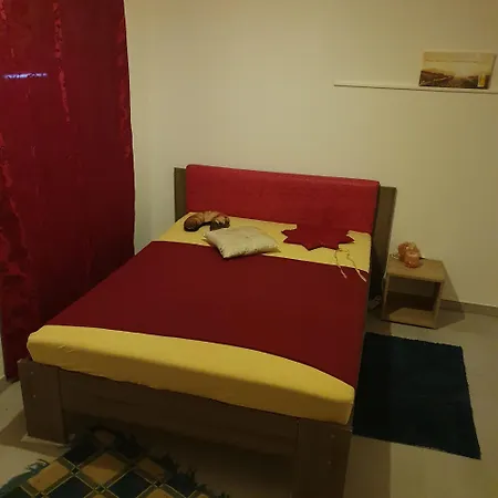 Halle, Top -Preise, 79 Qm Sd Fewo, Eg, Wahlweise Mit 1- 3 Dz, Tv Lounge, Kueche, Bad Wc Einfach Und Gut, Langzeitmieter Vb Preise Галль Экстерьер фото