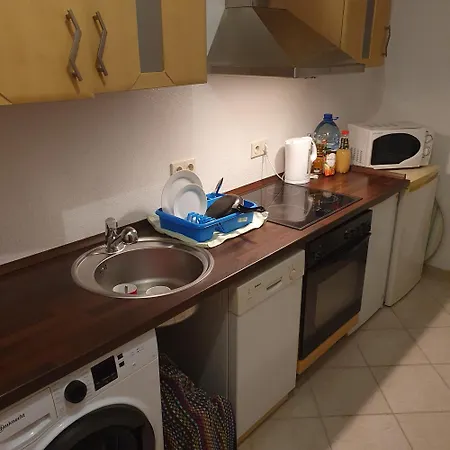 Halle, Top -Preise, 79 Qm Sd Fewo, Eg, Wahlweise Mit 1- 3 Dz, Tv Lounge, Kueche, Bad Wc Einfach Und Gut, Langzeitmieter Vb Preise Галль Экстерьер фото